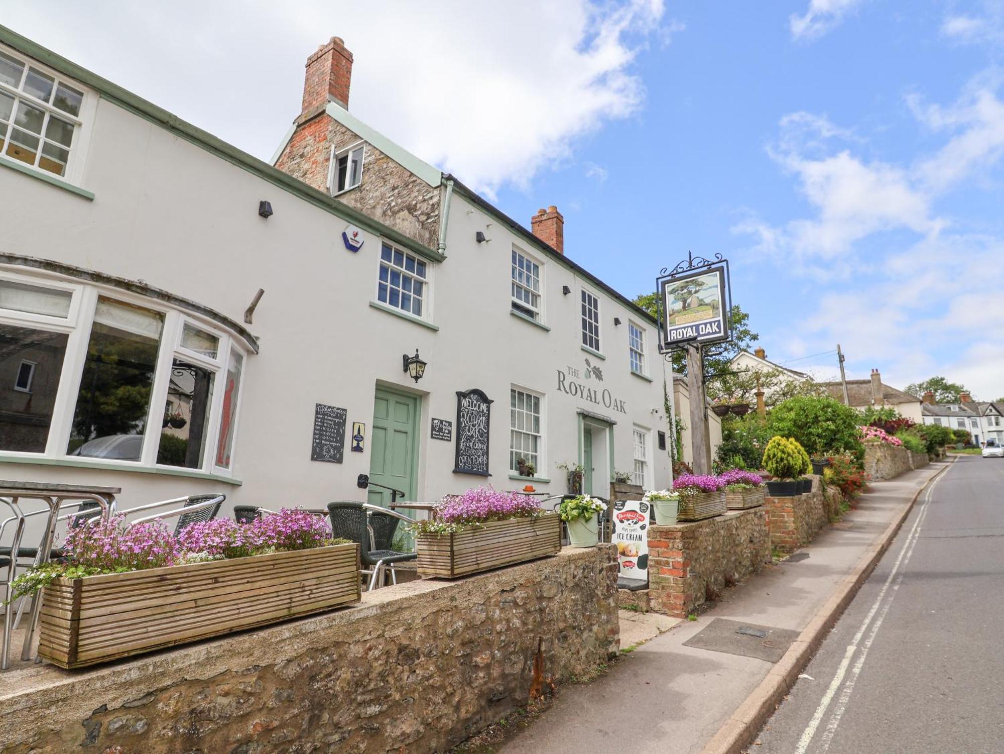 Charmouth Lodge Bridport Exterior foto